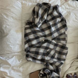 SHEIN Black and White Crop Top